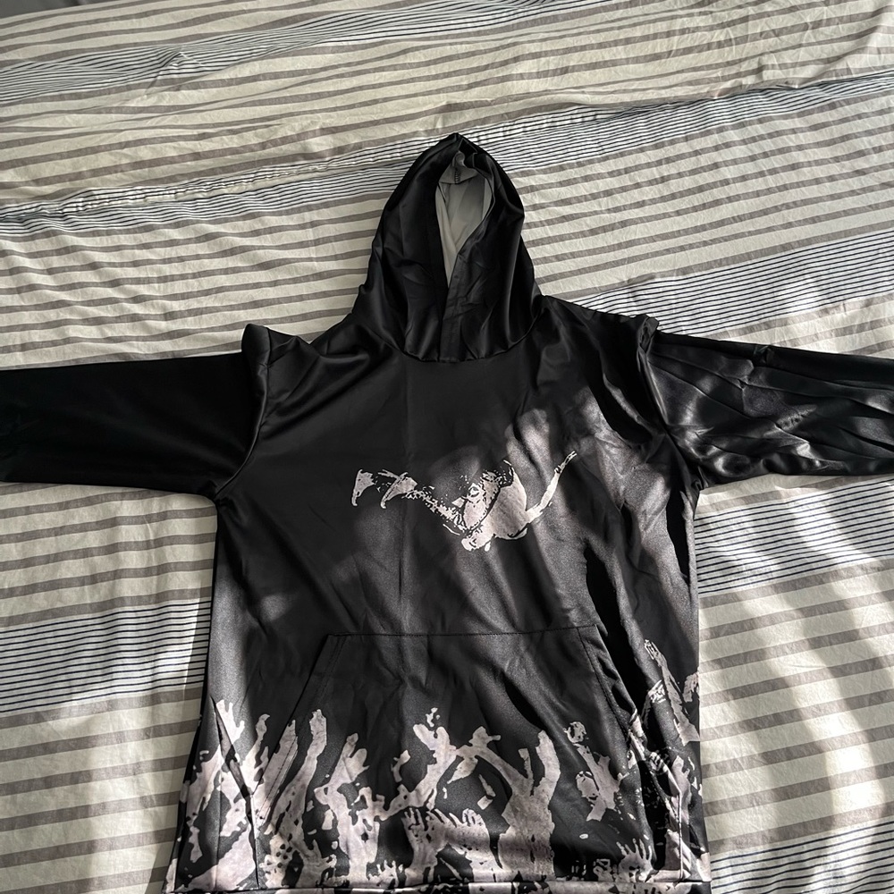 Thin hoodie